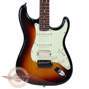 2006 Fender American Deluxe Stratocaster Strat Electric Guitar Noiseless Pickups