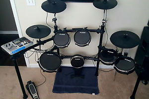 Alesis DM10 Electronic Dum kit No reserve