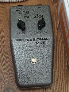Sola Sound / D*A*M Tonebender MKII Professional