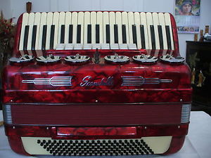 Akkordeon Brevetto Scandalli 120 Bässe