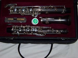YAMAHA YOB-411 (441 eqiv)CONSERVATORY OBOE w Left F&Low Bb -EXCELLENT/NEAR MINT!