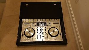 NUMARK 4TRAK 4 CHANNEL TRAKTOR DJ CONTROLLER w/Case