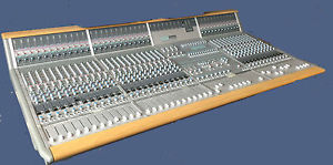 Audient ASP 8024 analog Mischpult 36 Kanal recording console
