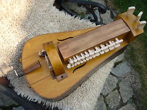 HURDY GURDY