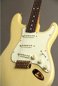 Fender American Vintage '62 Stratocaster Limited Mary  FREESHIPPING from JAPAN