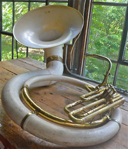CONN FIBERGLASS BBb SOUSAPHONE COMPLETE WITH LEADPIPE AND 2 TUNING BITS $799