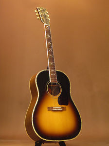 GIBSON J-45 Deluxe 1995 Used w/ Hard case