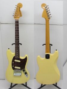 Fender Japan ＭＧ69 ＶＷ w/soft case Free shipping Guiter Bass From JAPAN #F76