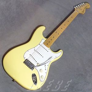 Fender Japan ST72 Yellow White/M w/soft case F/S Guiter From JAPAN #Z1021