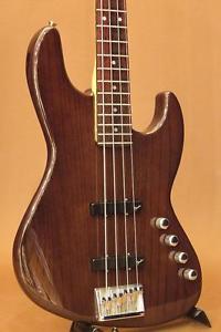 Fender Japan Jbr