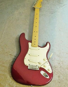 Fender '91 Stratocaster Plus Midnight Wine FREESHIPPING from JAPAN