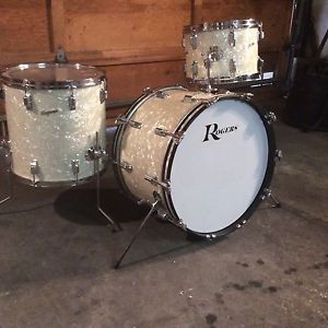Vintage Rogers drum kit, 13" 16" 22" bass drum WMP all original 1967