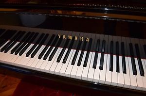 Yamaha GH Flügel Stutzflügel Salonflügel Klavier Grand Piano Pianoforte Steinway
