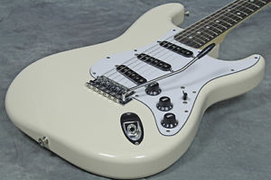 Fender Japan Classic 70s Stratocaster VWH White 2015 Used Free Shipping Japan