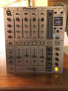Used Pioneer DJM-700 PRO MIXER