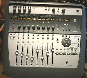 Digidesign  002 Black Lion Tweak Head Console