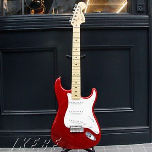 Fender USA American Special Stratocaster (Candy Apple Red) [secondhand goods]