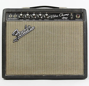 Vintage 1967 Fender Blackface Vibro-Champ Combo!