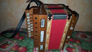 Organetto 2 Bassi Giustozzi Voci A MANO