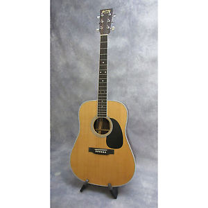 Martin D35 – Dreadnought Acoustic Guitar – Natural Finish – w/Case