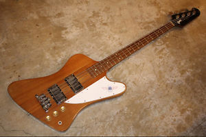 Gibson 76 Thunderbird IV Used  w/ Hard case