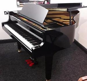 Yamaha GH1 Baby Grand Piano - Gloss Black
