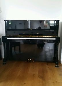 Yamaha U1 Upright Piano