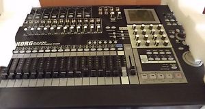 KORG D-3200 -Killer  Head Phone Amp - (2)  MK 219 Mics $499 Each - Headphones***