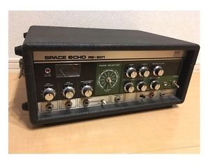 Roland RE-201 Space Echo Vintage Tape-Echo machine With Tracking Number F/S (11)