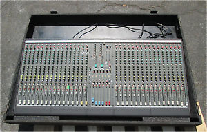 ALLEN & HEATH GL2200 40-Channel Mixing Console Mixer Board Road Case Live Sound
