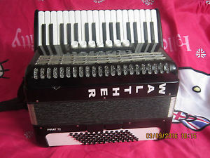 WALTHER   PIRAT 72  VERY GOOD SOUND  USED   ACCORDION
