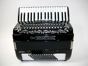 Akkordeon , Bugari, 72 Bass , TOP Qualität