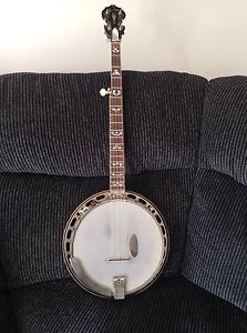 Yates RS-33 Mahogany Distress Look Banjo