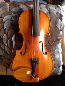 1891 Wolff Bros. Violin 4/4 Class 2 model 1118, good tone with case & bow