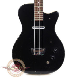 1960 Silvertone Model 1444 Electric Bass Guitar in Black Original Hardshell Case