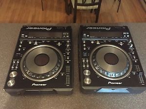 Pair of Pioneer DVJ-X1 Digital DVD/CD Turntables