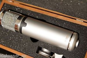 Miktek CV4 Large Diaphragm Multi-Pattern Tube Condenser Microphone In Case & Box