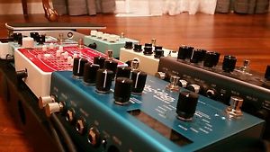 Pedal board (strymon, JHS, walrus, pog, bondi)