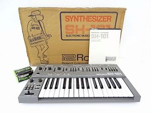 Roland SH-101 Vintage Monophonic Analog Synth w/ Original Box & AC Nice! Working