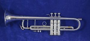 BACH STRAD TRUMPET (SILVER)