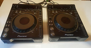(2) Pioneer DVJ1000