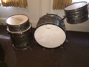 1960's Vintage Ludwig Blue Oyster Pearl w/matching snare-nice!