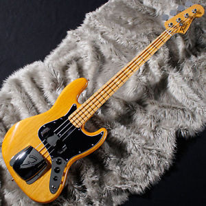 Fender USA FSR American Vintage '75 Jazz Bass (Aged Natural) New  w/ Hard case