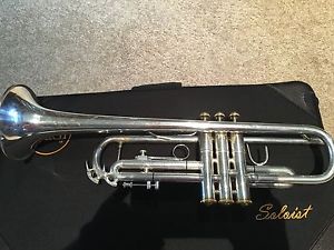 Bach Soloist Silver Plated Trumpet with Case and Mouthpiece