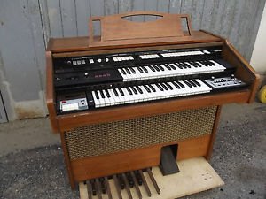 organo FARFISA modello 112454-E anni '70 usato