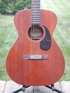 1966 Guild M-20