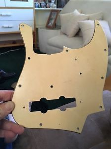 1964 - 1969 VINTAGE FENDER JAZZ BASS GUITAR PICKGUARD USA PRE CBS Nice !