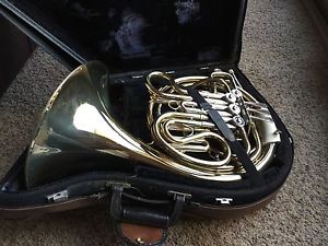 Holton Elkhorn Double French Horn