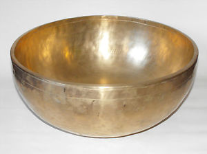 XXL Fuss Klangschale singing bowl Nepal Tibet 10610 Gr. Ton C+G+Fis+D Ø 48,5 cm
