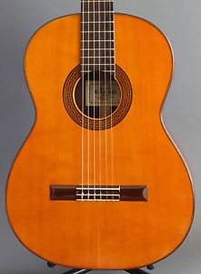 1968 MASARU KOHNO Model #5 Classical Guitar & Case Near Mint World Shipping